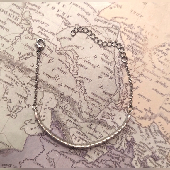 Silver braided bracelet - Picture 4 of 4